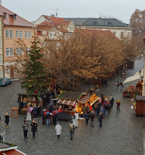 Market Charles Bridge